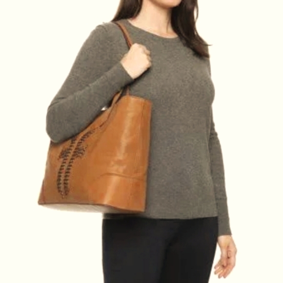 NEW/TAGS~Beautiful Authentic FRYE Sienna Leather Hobo Bag - Picture 2 of 8